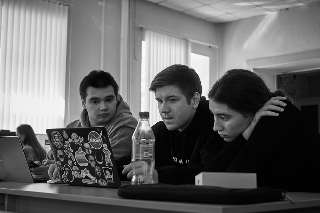 Test umiejętności analitycznych – jak go zdać i co ćwiczyć?